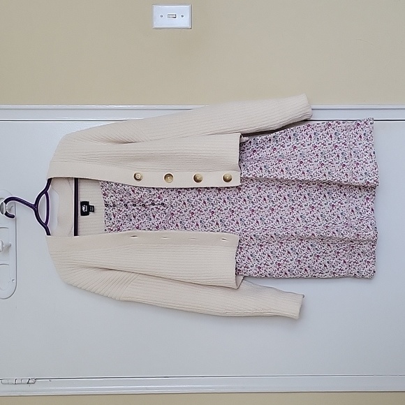 MANGO Floral Spring Dress With Pockets! - Picture 3 of 3